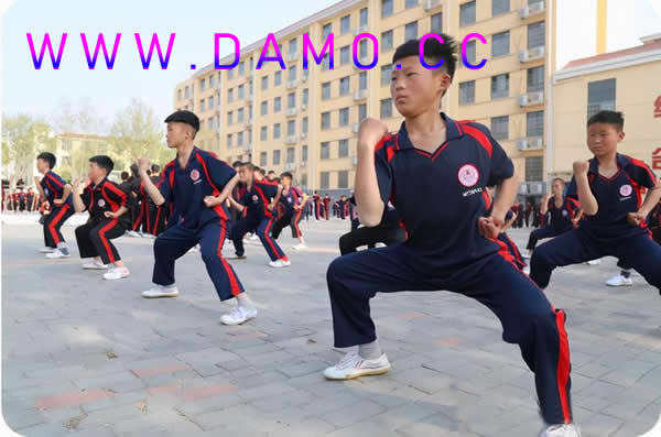 �׽