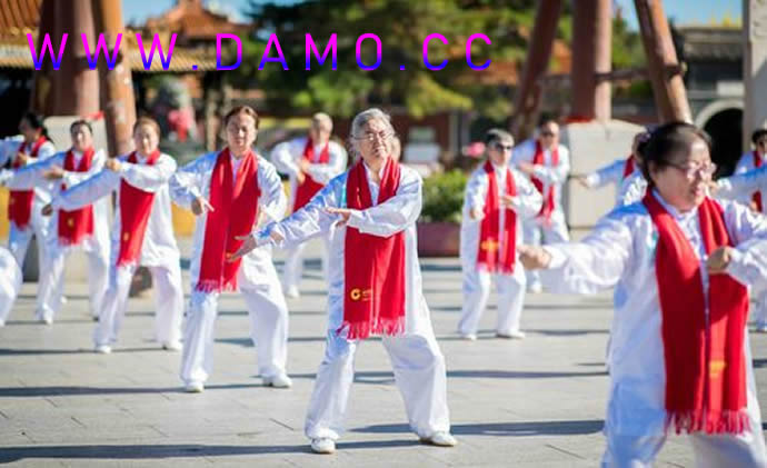 �׽