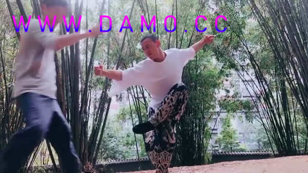 �׽